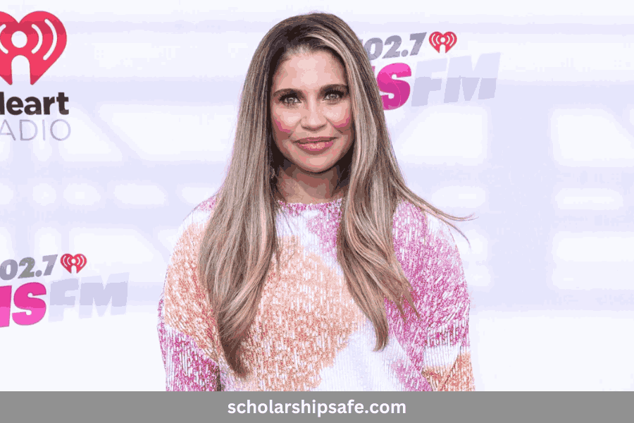 Danielle Fishel